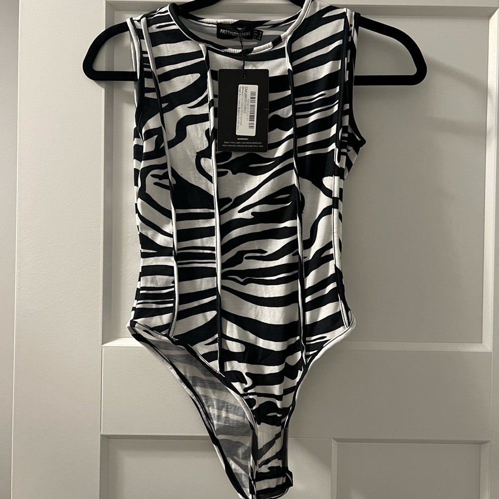Pretty Little Thing zebra bodysuit